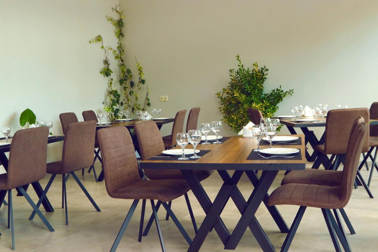 קובולטי Hotel Horizon מראה חיצוני תמונה