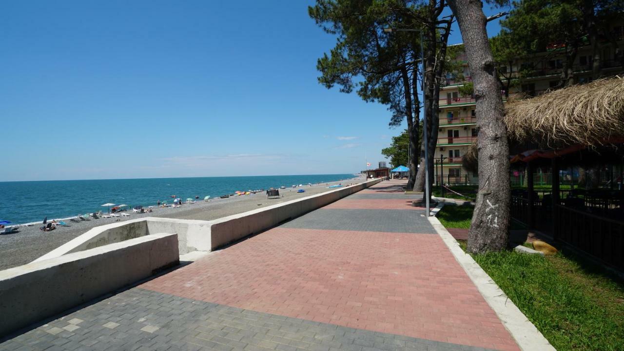 קובולטי Hotel Horizon מראה חיצוני תמונה