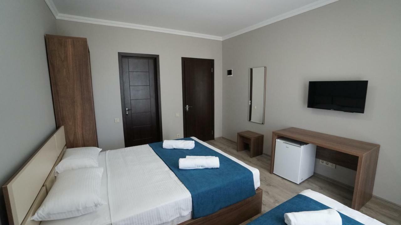 קובולטי Hotel Horizon מראה חיצוני תמונה