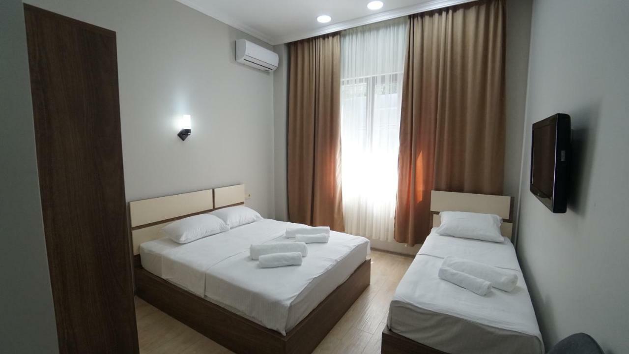 קובולטי Hotel Horizon מראה חיצוני תמונה