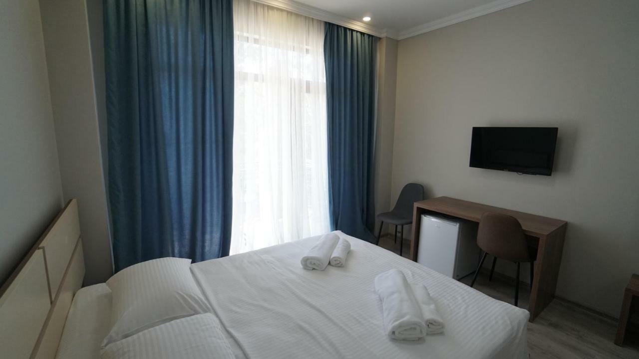 קובולטי Hotel Horizon מראה חיצוני תמונה
