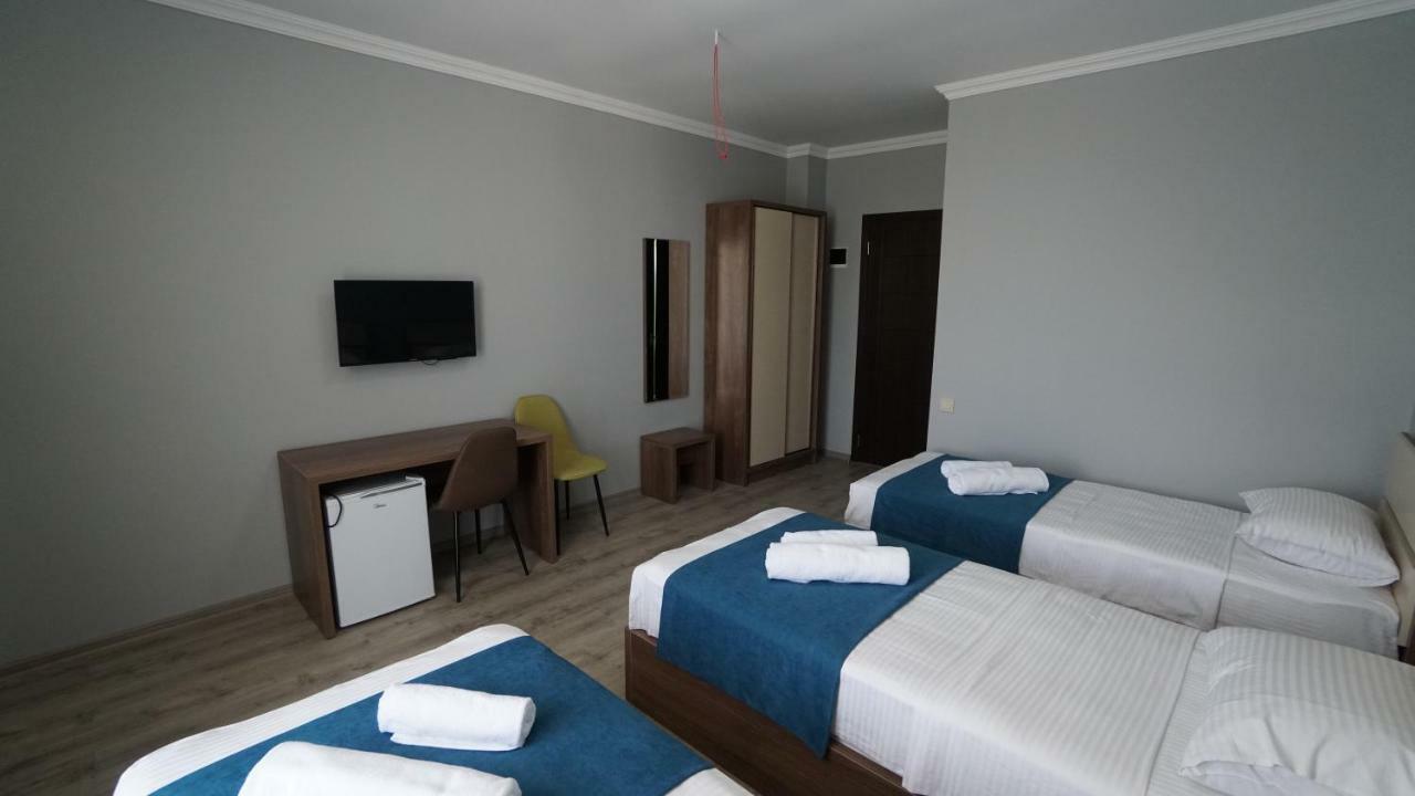 קובולטי Hotel Horizon מראה חיצוני תמונה