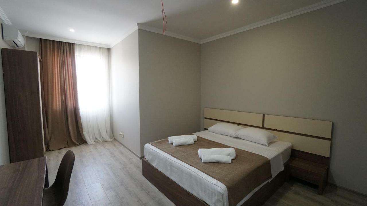 קובולטי Hotel Horizon מראה חיצוני תמונה