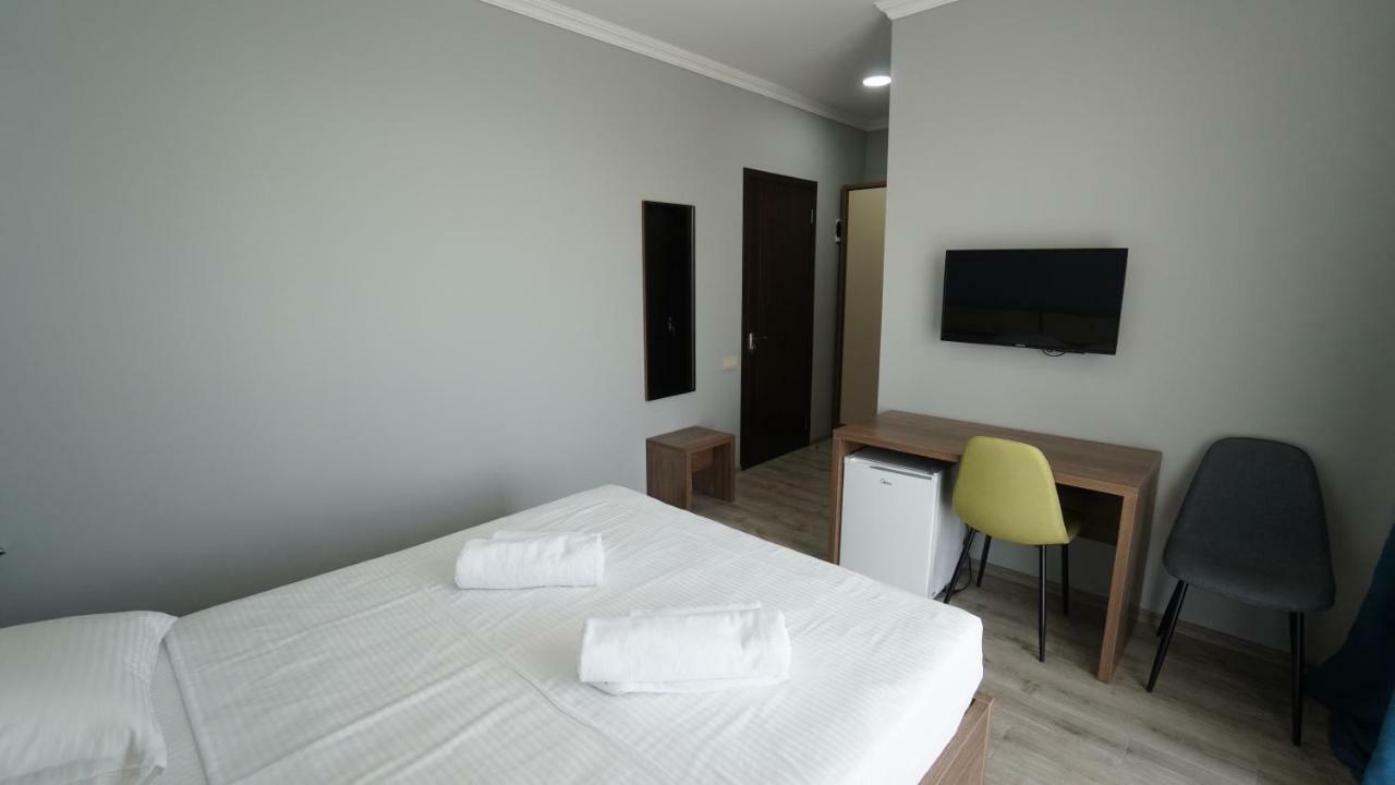 קובולטי Hotel Horizon מראה חיצוני תמונה
