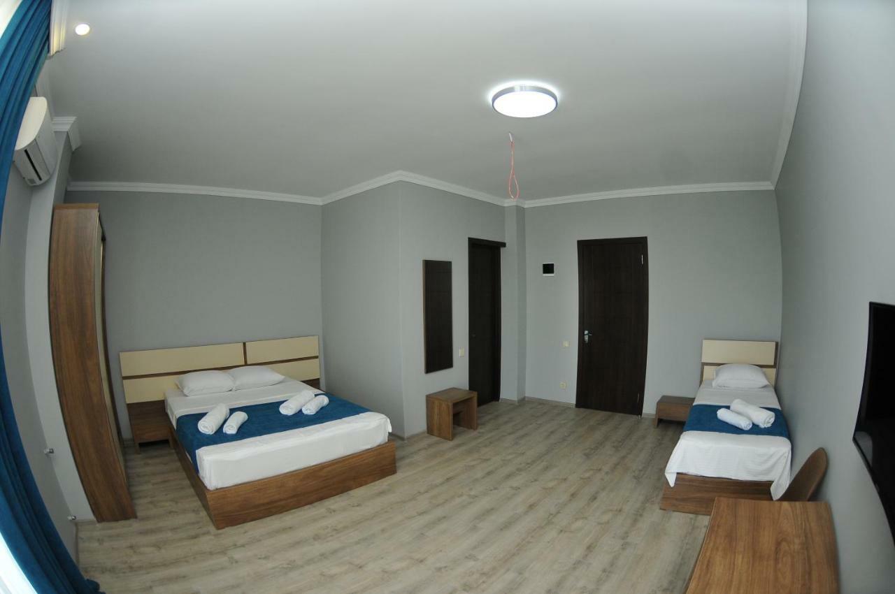 קובולטי Hotel Horizon מראה חיצוני תמונה
